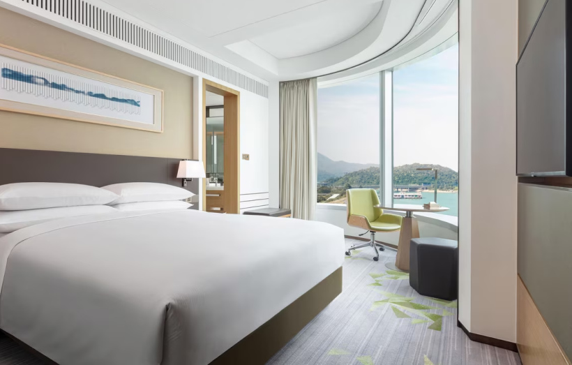 Отель Sheraton Hong Kong Tung Chung 